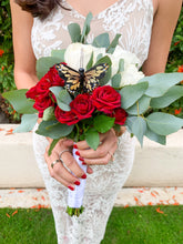 Load image into Gallery viewer, Medium Bouquet