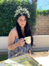 Load image into Gallery viewer, Flower Crown Delivery