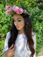Load image into Gallery viewer, Woman wearing flower crown with pink roses outdoors
